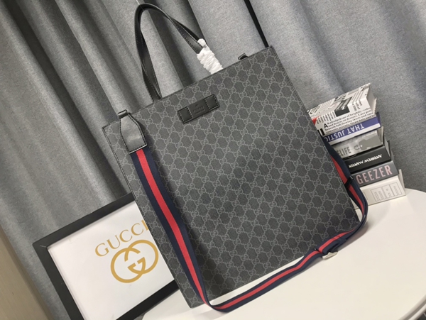 激安グッチバッグコピー内部構造
